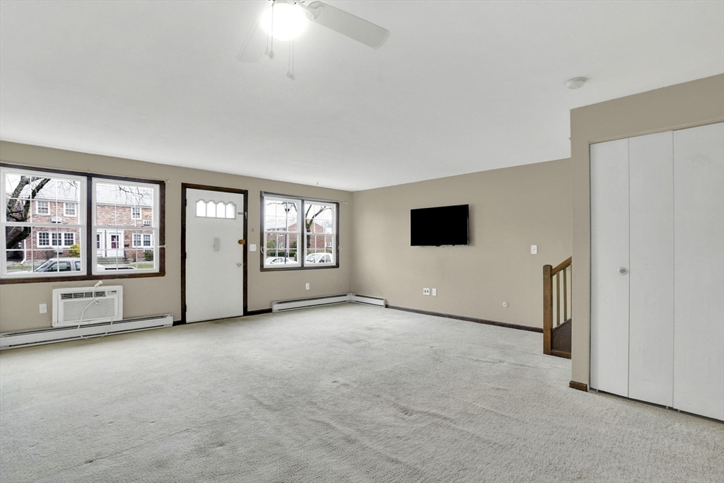 540 Granby Road, Unit 131 South Hadley, MA 01075 - Photo 4 of 27