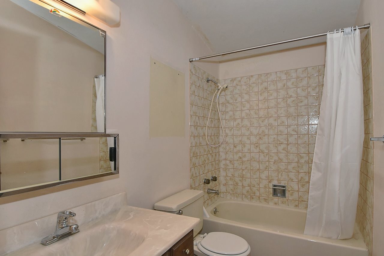 7912 East Bigelow Gulch Road Spokane, WA 99217 - Photo 11 of 20 Gallery Image 11