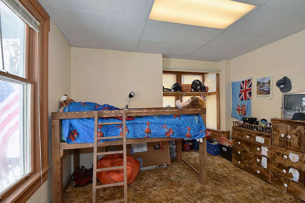 7912 East Bigelow Gulch Road Spokane, WA 99217 - Photo 14 of 20 Gallery Image 14