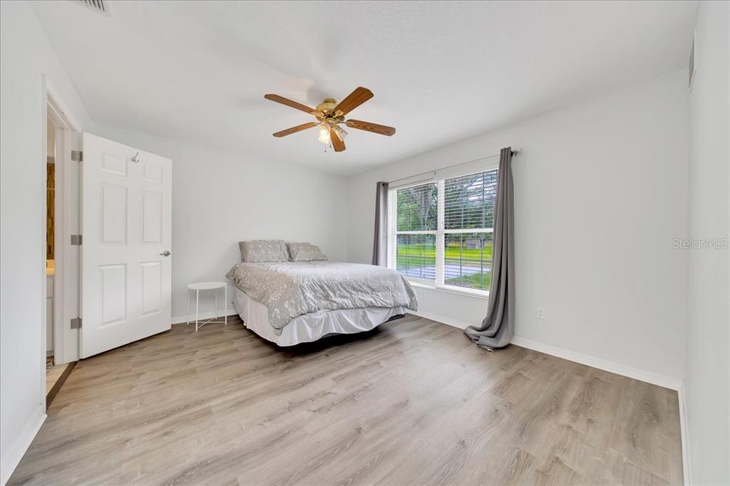 6350 Northwest 135th Avenue Morriston, FL 32668 - Photo 18 of 38