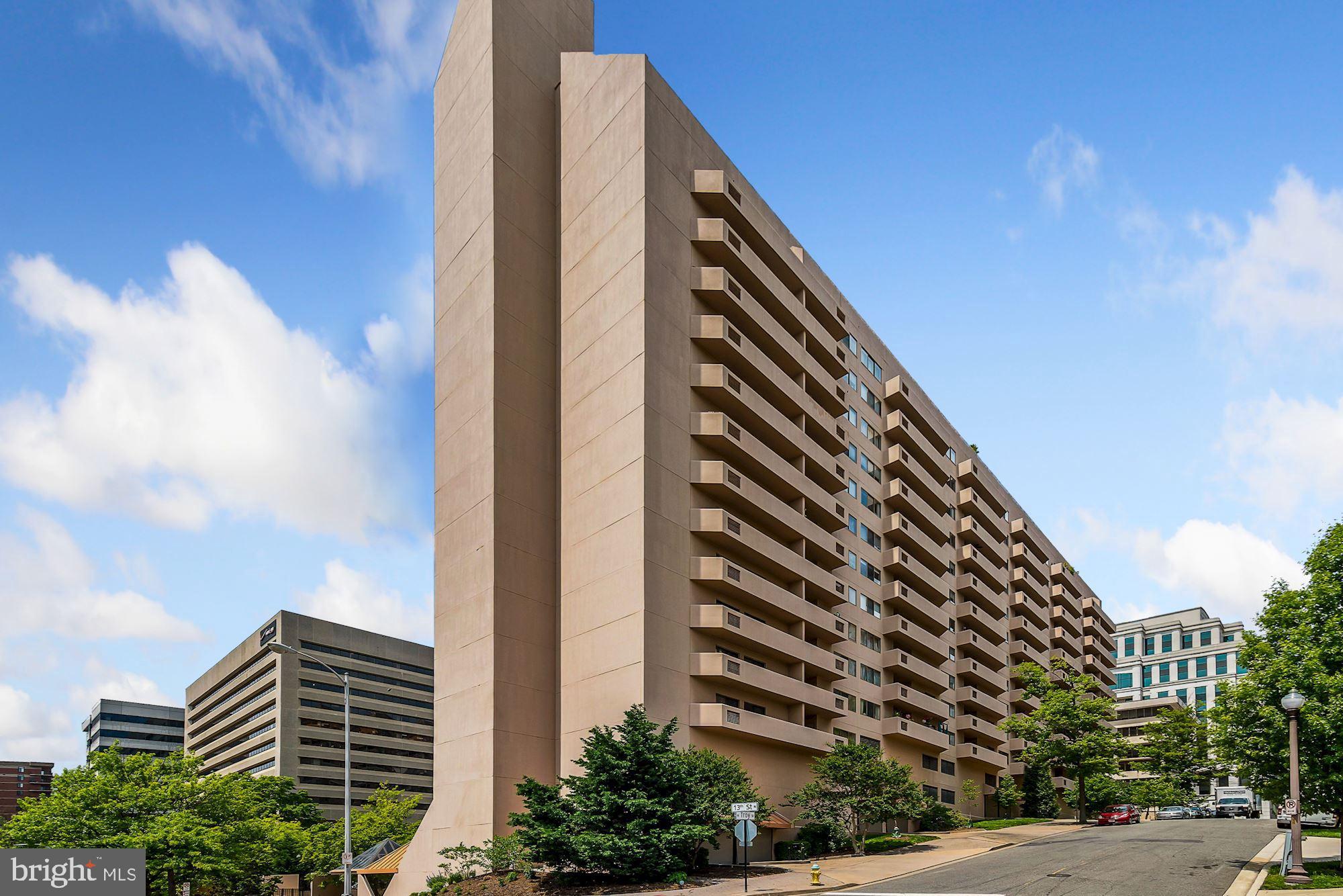 1301 North Courthouse Road, Unit 801 Arlington, VA 22201 - Photo 31 of 31 Woodbury Heights Condominium