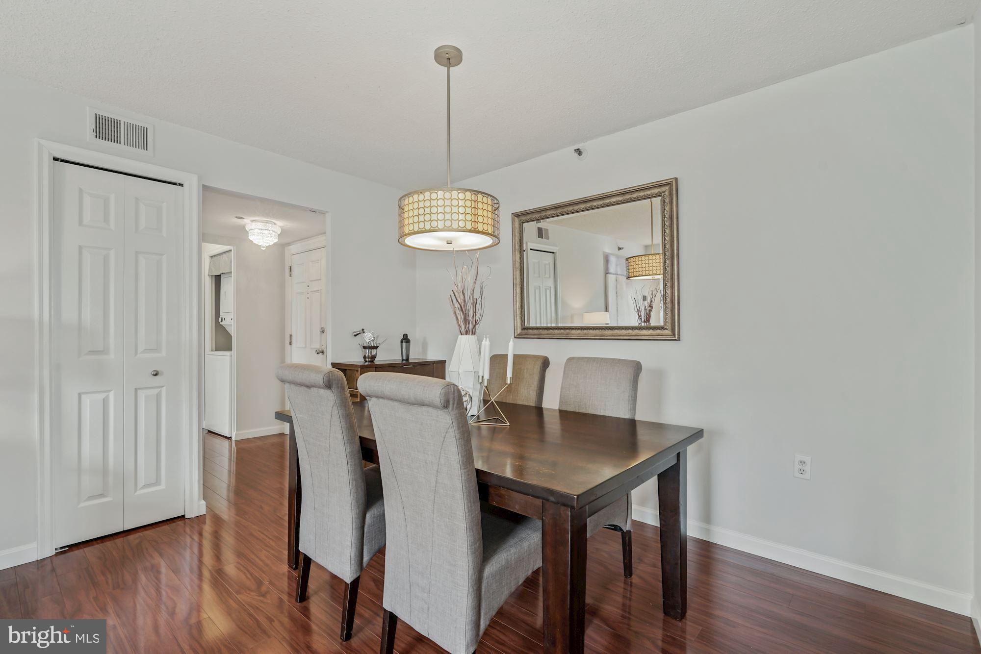 1301 North Courthouse Road, Unit 801 Arlington, VA 22201 - Photo 10 of 31 Expandable dining area