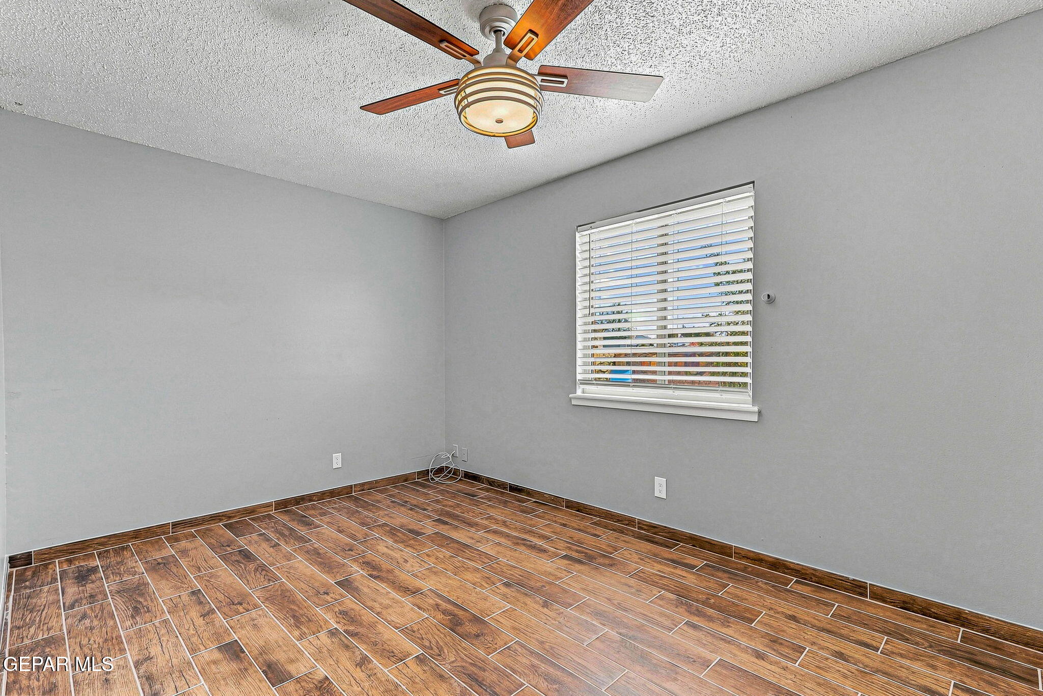 10301 Darin Road El Paso, TX 79925 - Photo 16 of 38 12-web-or-mls-IMG_7754