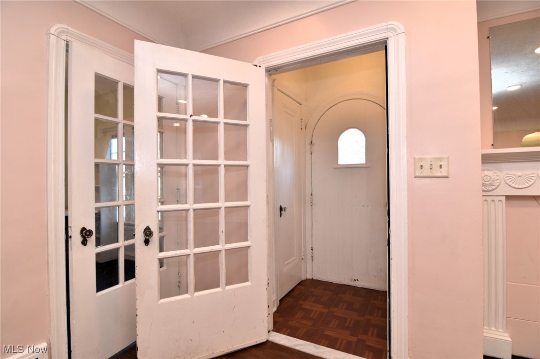 3512 Berkeley Road Cleveland Heights, OH 44118 - Photo 3 of 48