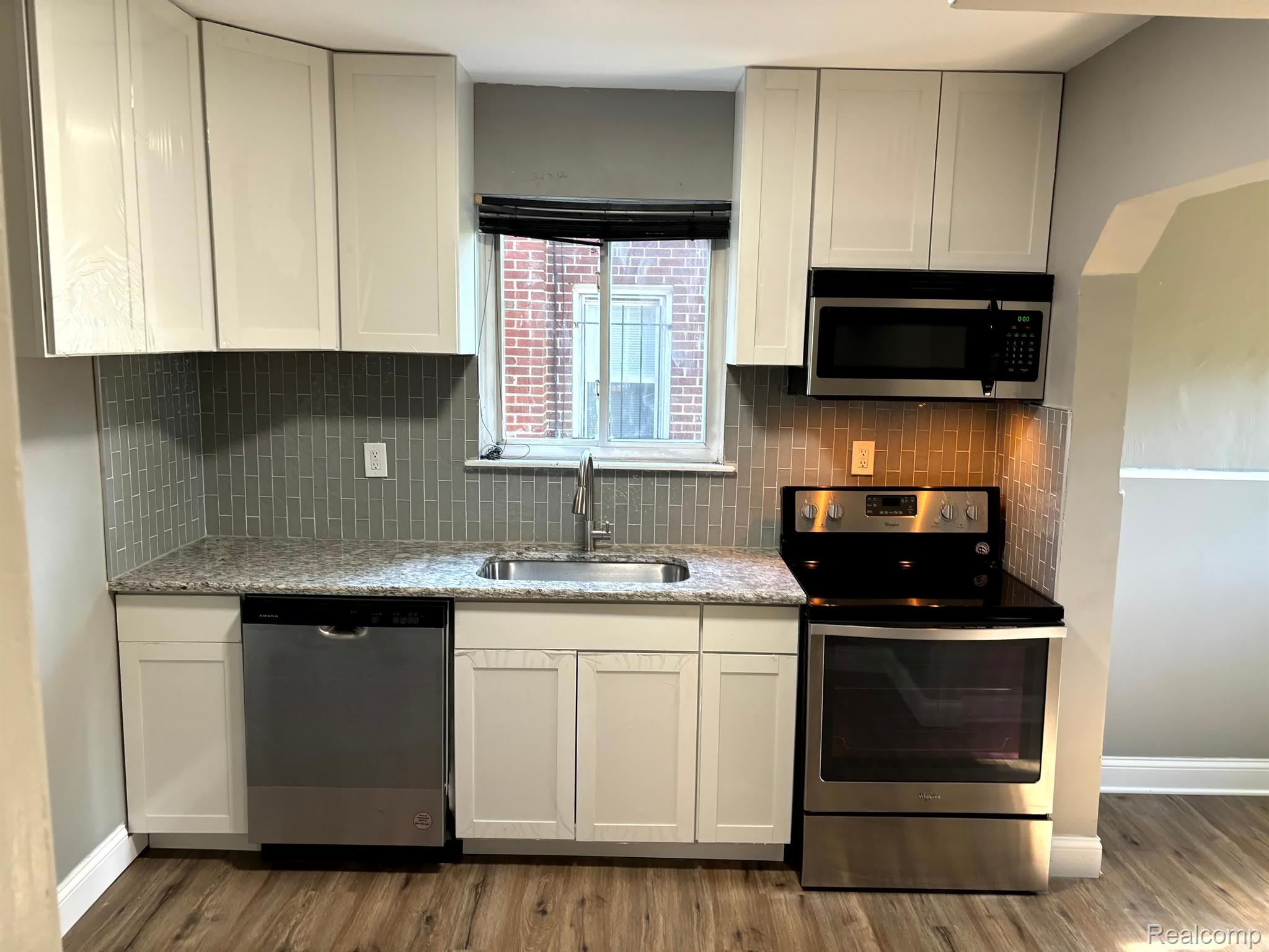 14111 Rutherford Street Detroit, MI 48227 - Photo 5 of 19