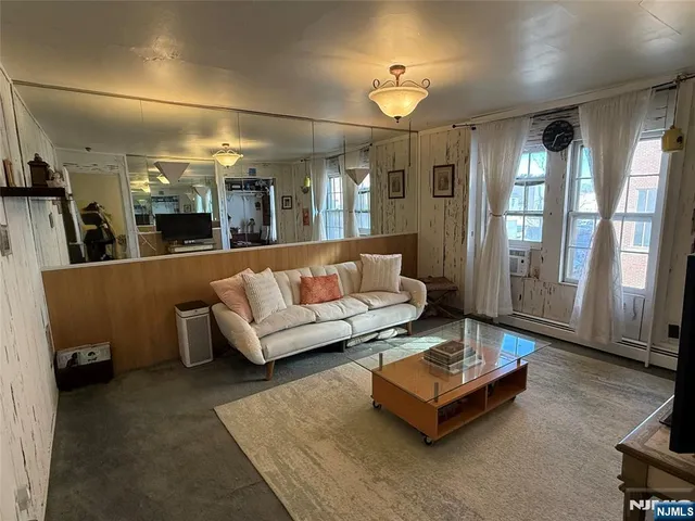 $1,550 | 42 Bergen Street, Englewood, NJ 07631