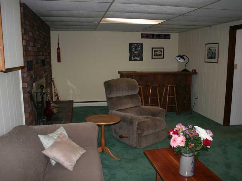 99 Allen Hill Road Oxford, ME 04270 - Photo 14 of 25 Den/Family/Great Room.