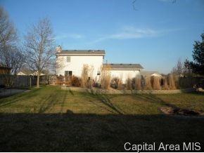 707 Bitterroot Drive Athens, IL 62613 - Photo 3 of 11 Gallery Image 3