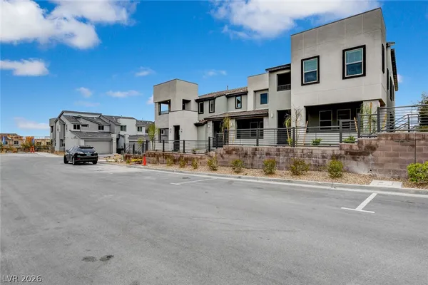 $2,600 | 11553 Alpine Cove Avenue, Las Vegas, NV 89138