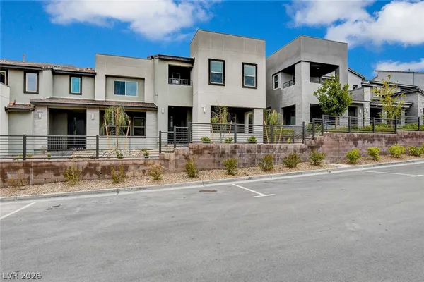 $2,600 | 11553 Alpine Cove Avenue, Las Vegas, NV 89138