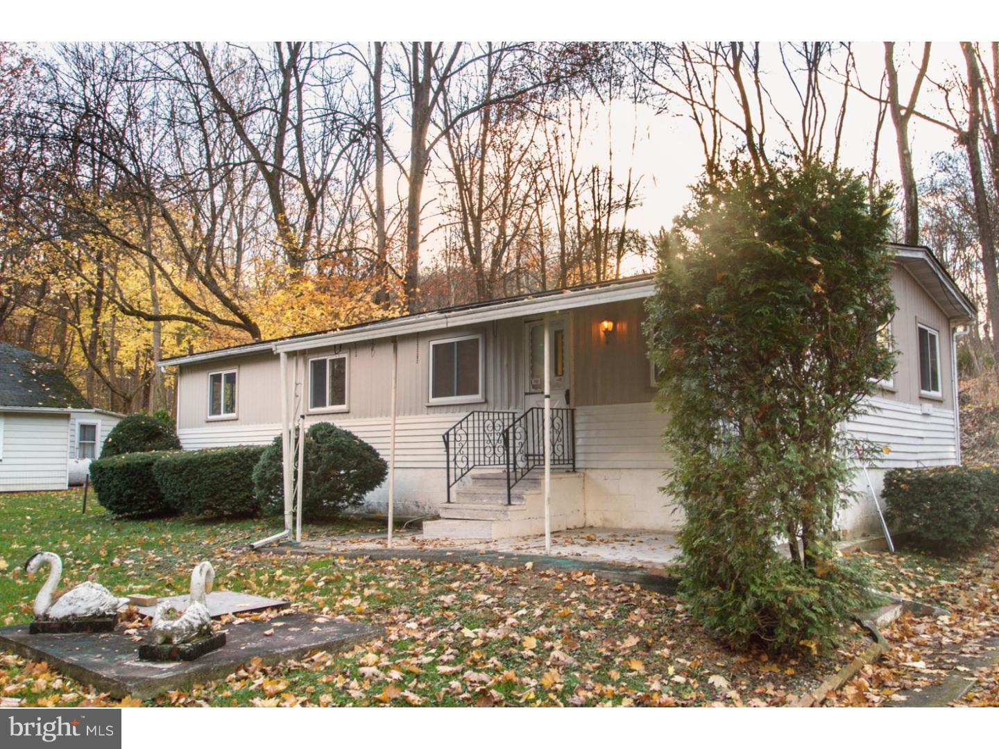 272 Red Bridge Road Kintnersville, PA 18930 - Photo 5 of 19