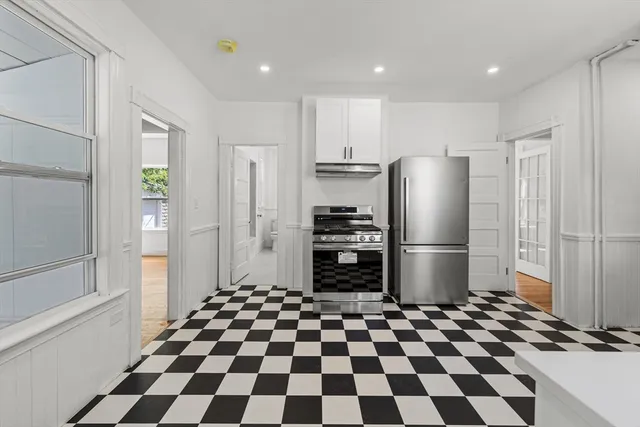 $775,000 | 30 Massasoit Street, Boston, MA 02136