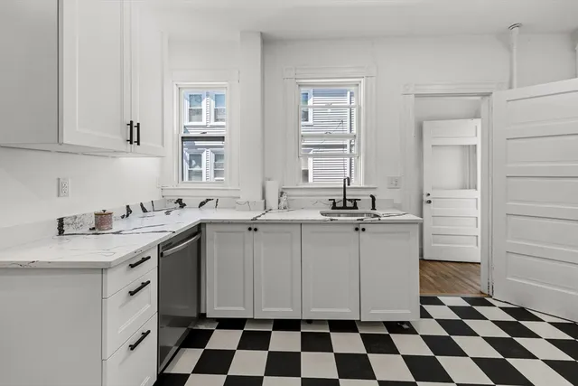 $775,000 | 30 Massasoit Street, Boston, MA 02136