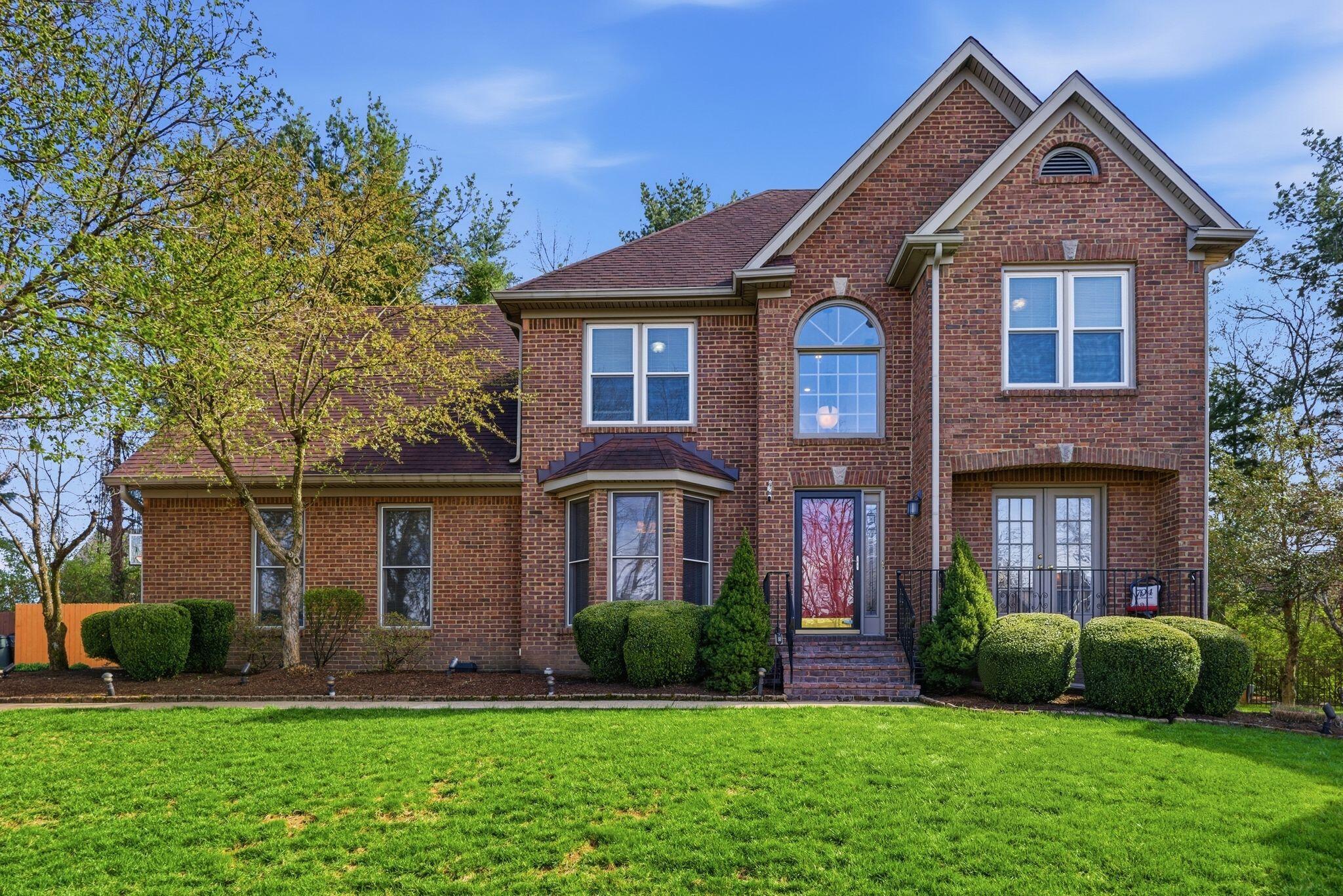 704 Maple Ridge Lane Lexington, KY 40509 - Photo 2 of 45 13_001_dsc02585