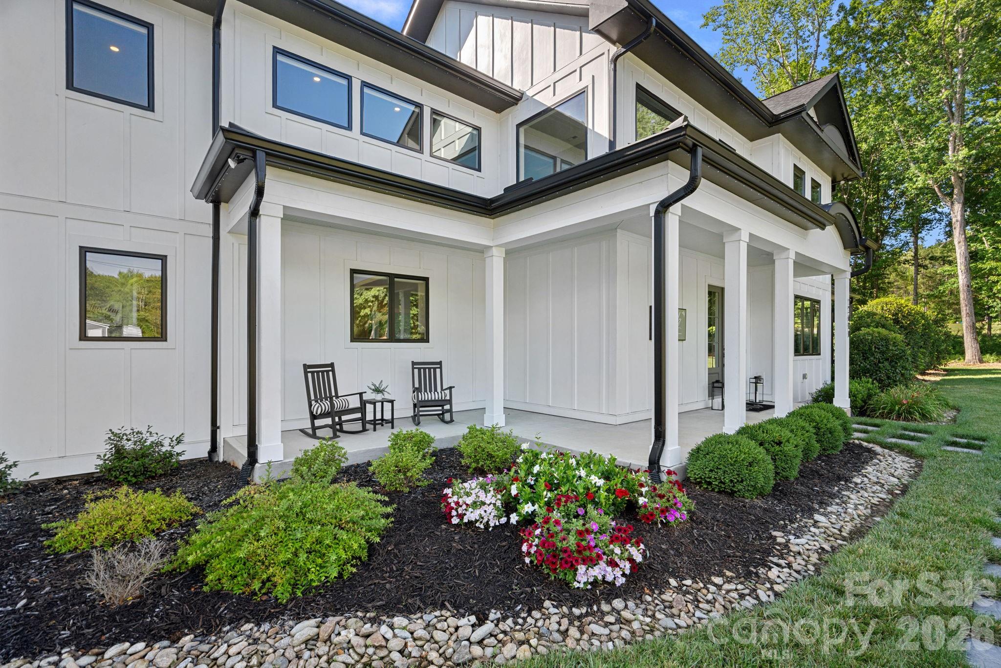 15600 Huntingtowne Village Road Huntersville, NC 28078 - Photo 3 of 48