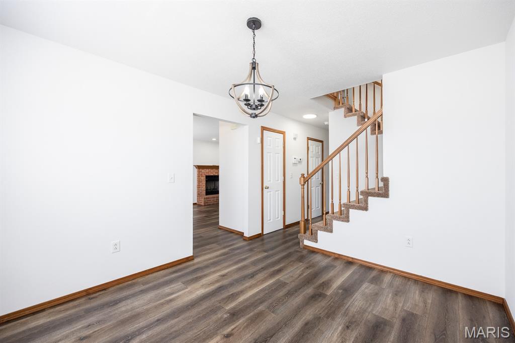 2021 Killarney Drive Belleville, IL 62221 - Photo 10 of 28