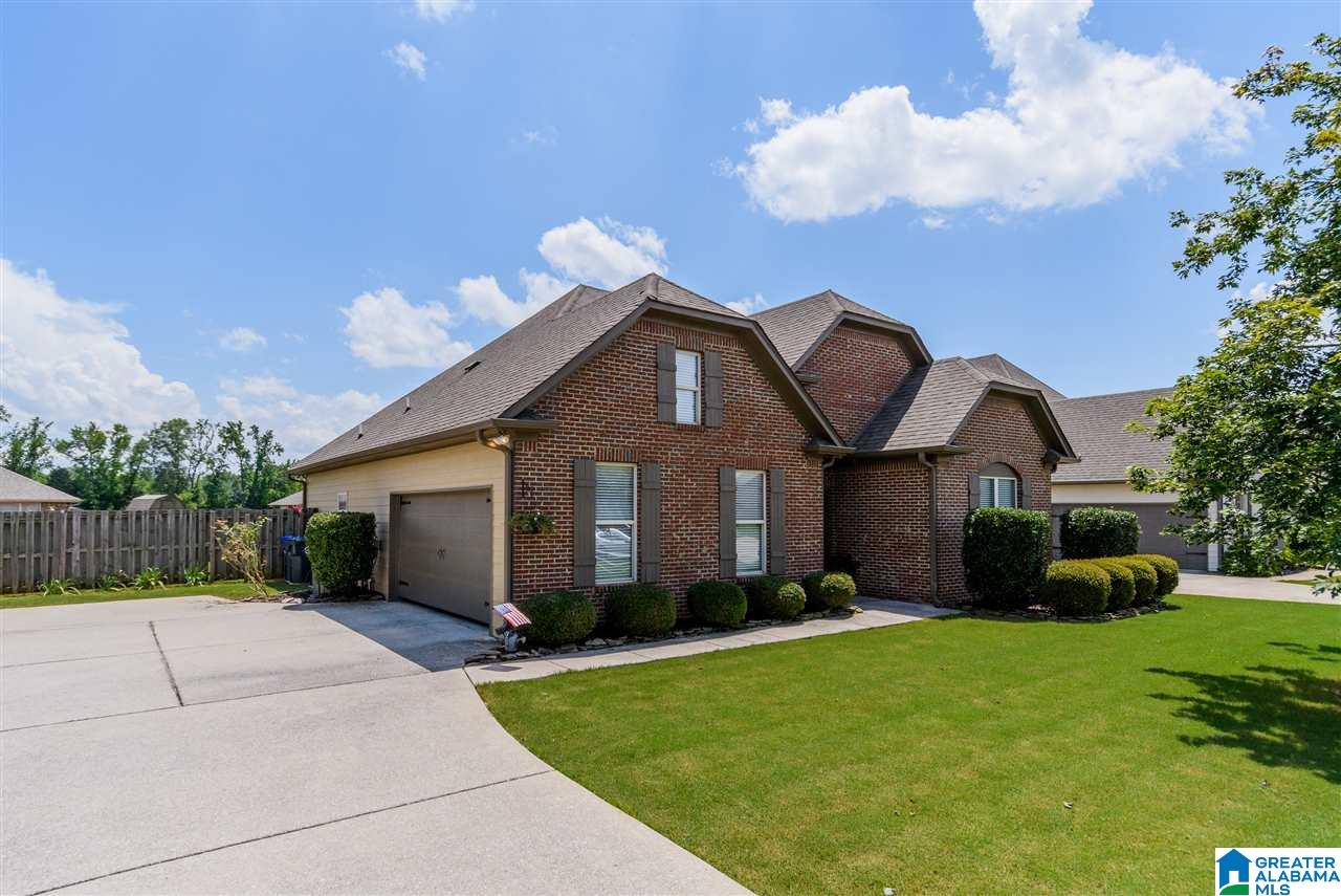 812 Barkley Drive Alabaster, AL 35007 - Photo 1 of 32