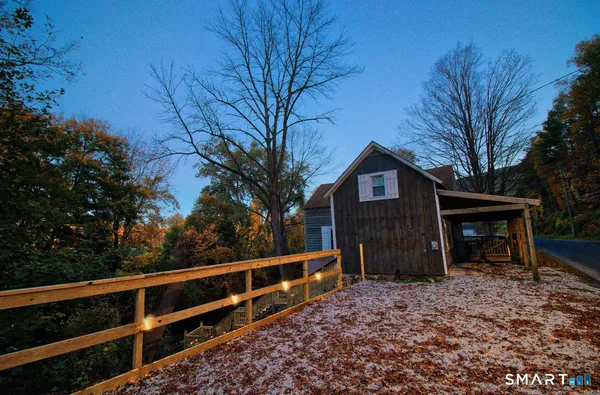 $2,350 | 15 Lower Road, North Canaan, CT 06018