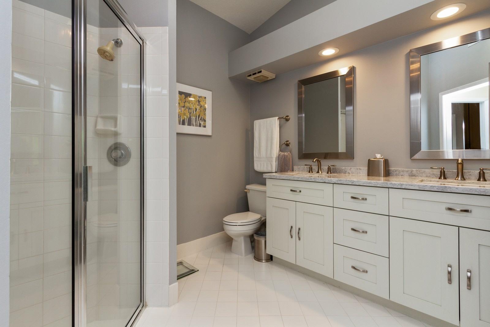 17245 Boca Club Boulevard, Unit 2 Boca Raton, FL 33487 - Photo 15 of 19 14_17245BocaClubBlvd2_13_MasterBathroom_