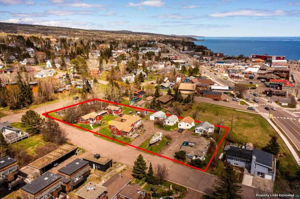 $1,250,000 | 14 West 4th Street, Grand Marais, MN 55604