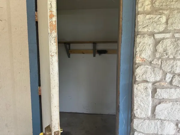 $1,295 | 6912 Branchwood Drive, Unit B, Austin, TX 78744