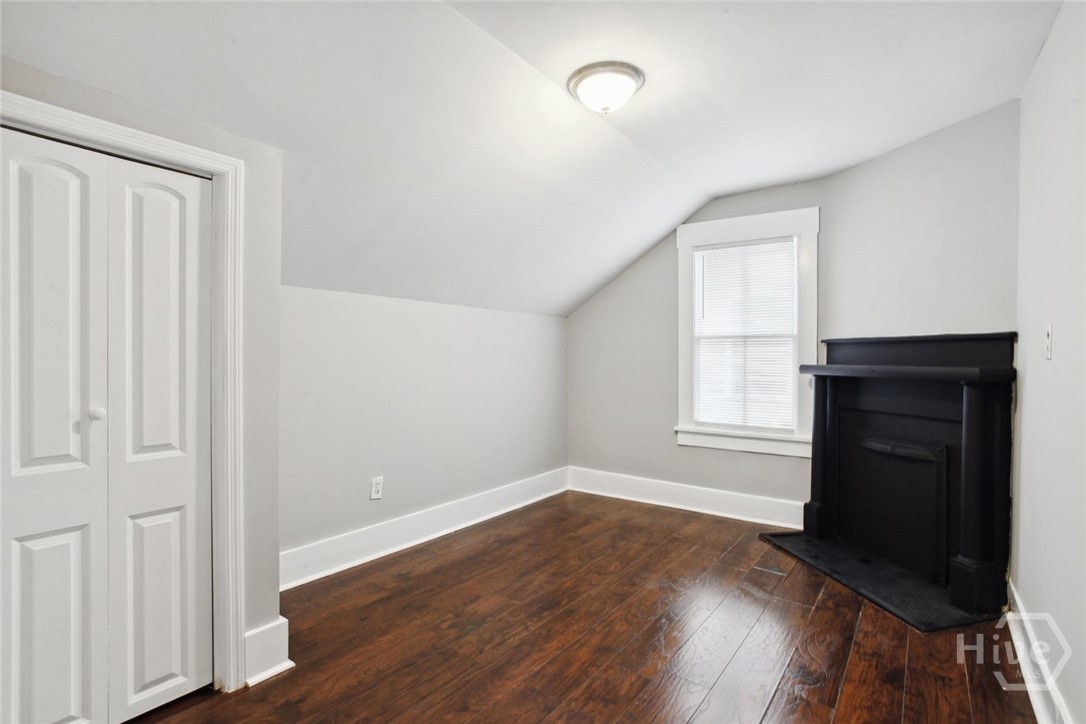 645 East 37th Street Savannah, GA 31401 - Photo 12 of 17