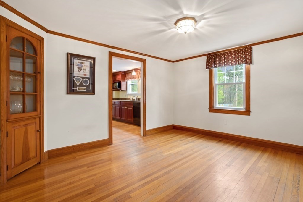 13 Ashwood Road Lynnfield, MA 01940 - Photo 14 of 37 Gallery Image 14