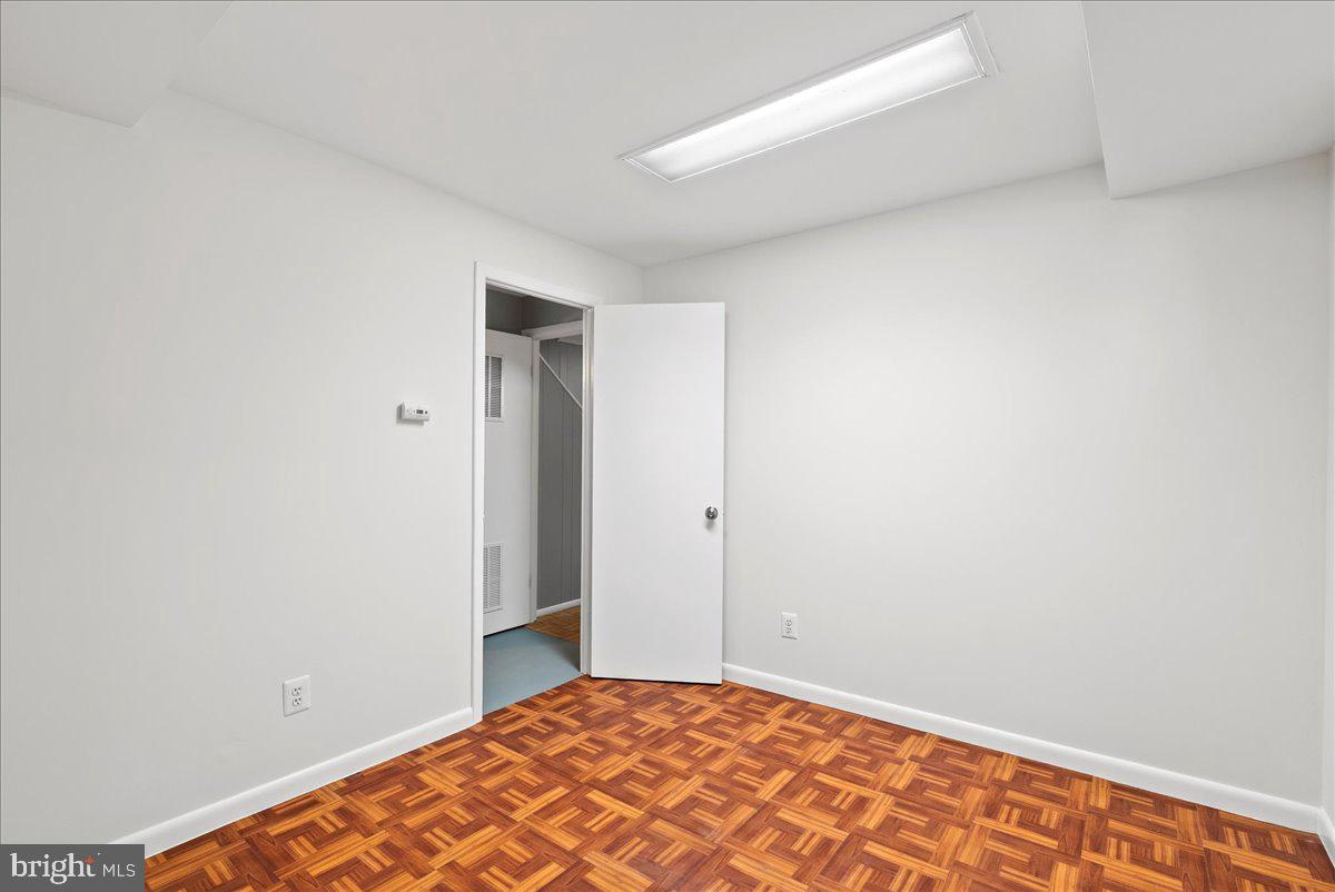 4411 Harrison Street Northwest Washington, DC 20015 - Photo 23 of 38