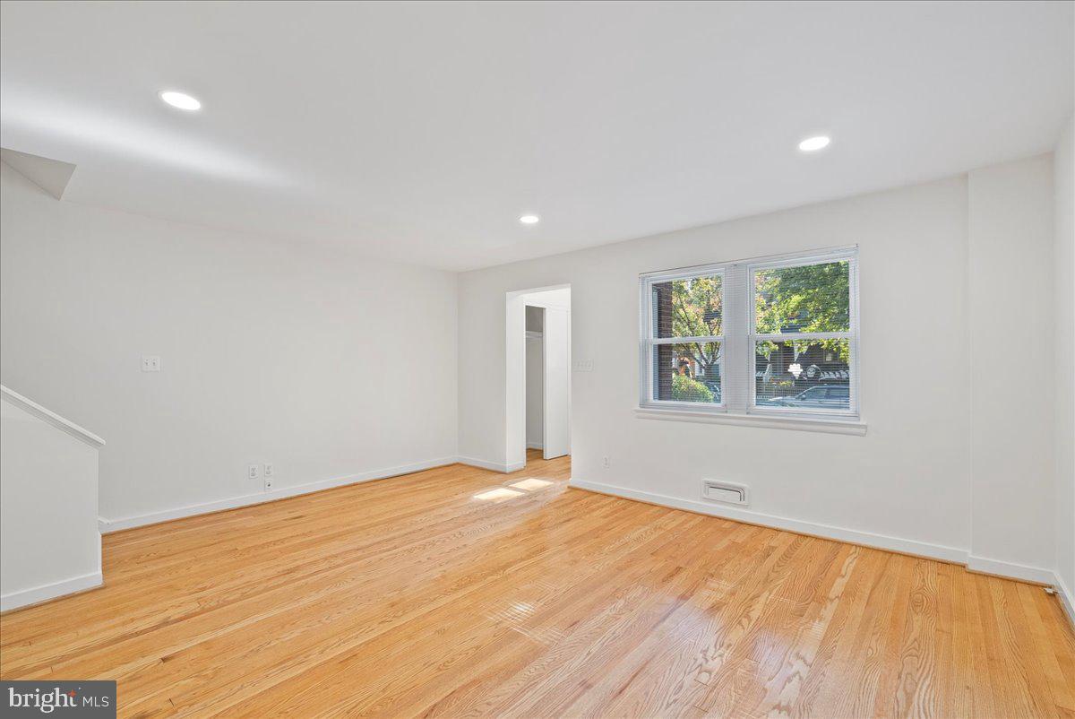 4411 Harrison Street Northwest Washington, DC 20015 - Photo 7 of 38