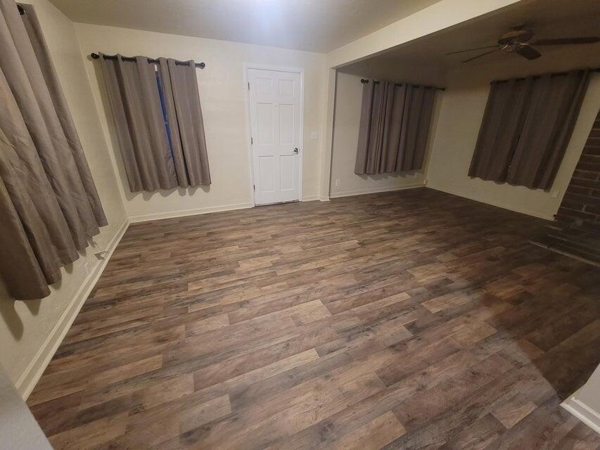2104 Spring Street Medford, OR 97504 - Photo 12 of 24 9