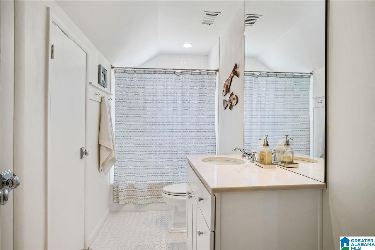 3137 Dolly Ridge Drive Birmingham, AL 35243 - Photo 34 of 44