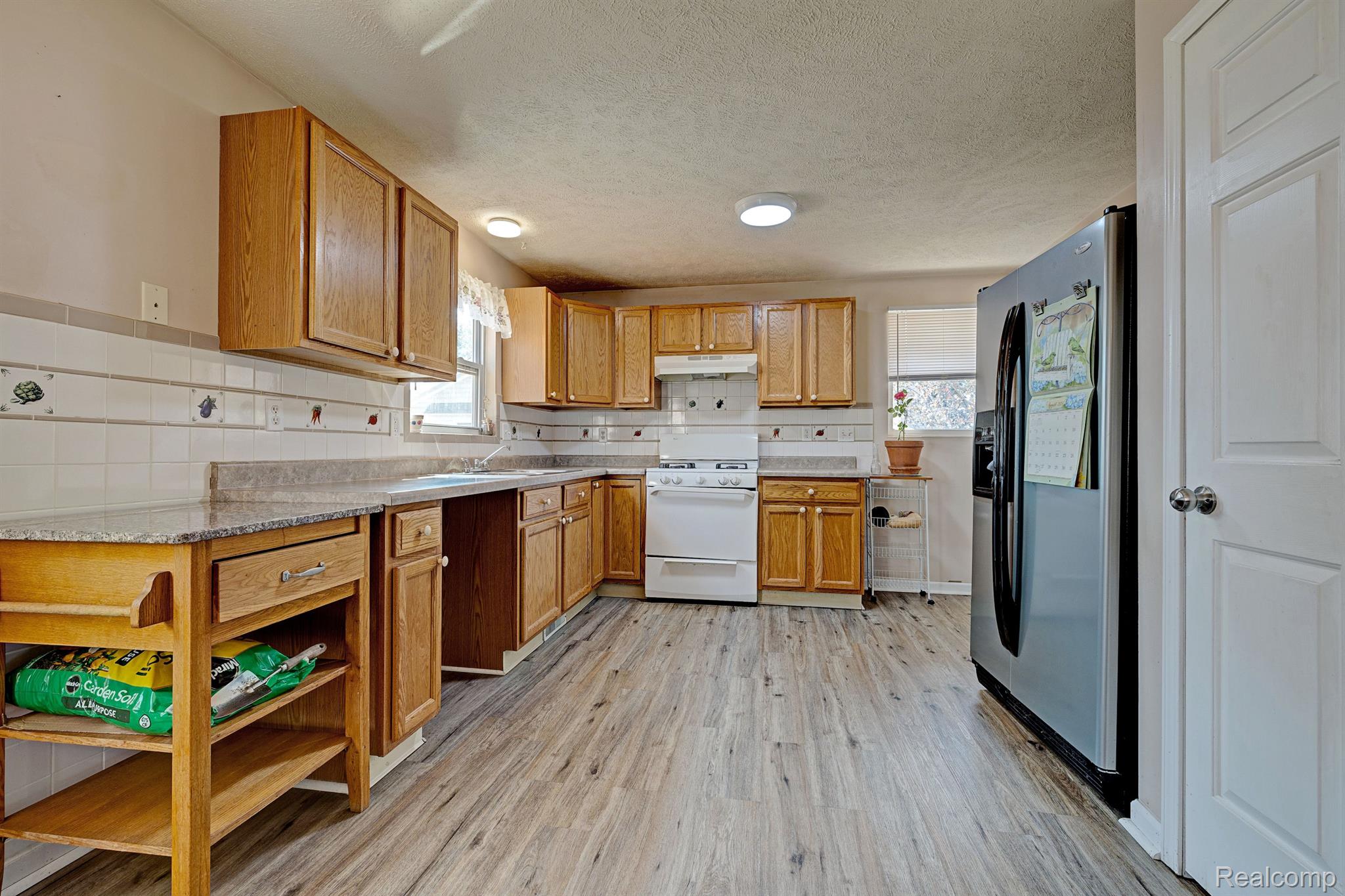 374 4th Pontiac, MI 48340 - Photo 11 of 45 Gallery Image 11