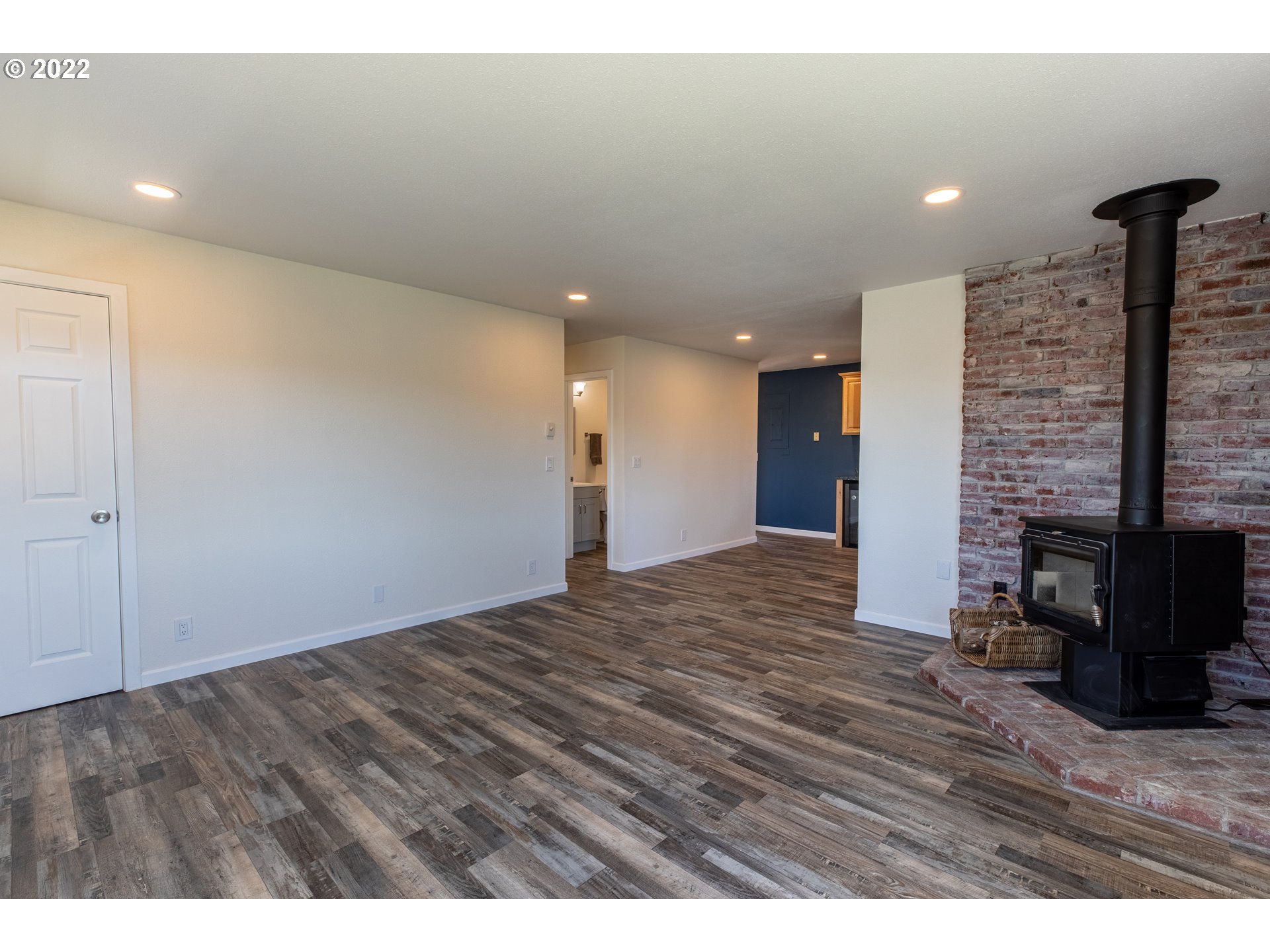 329 Border Street Myrtle Point, OR 97458 - Photo 9 of 28 Gallery Image 9