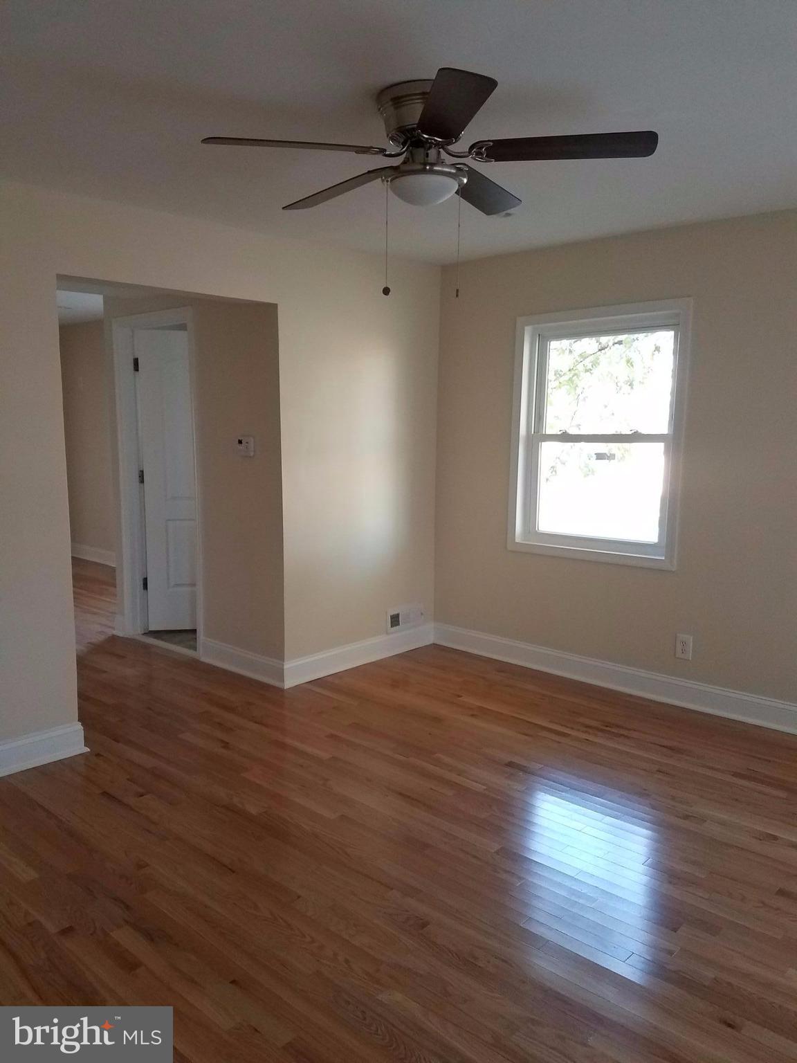 7494 Rabon Avenue Baltimore, MD 21222 - Photo 8 of 24 Living Room