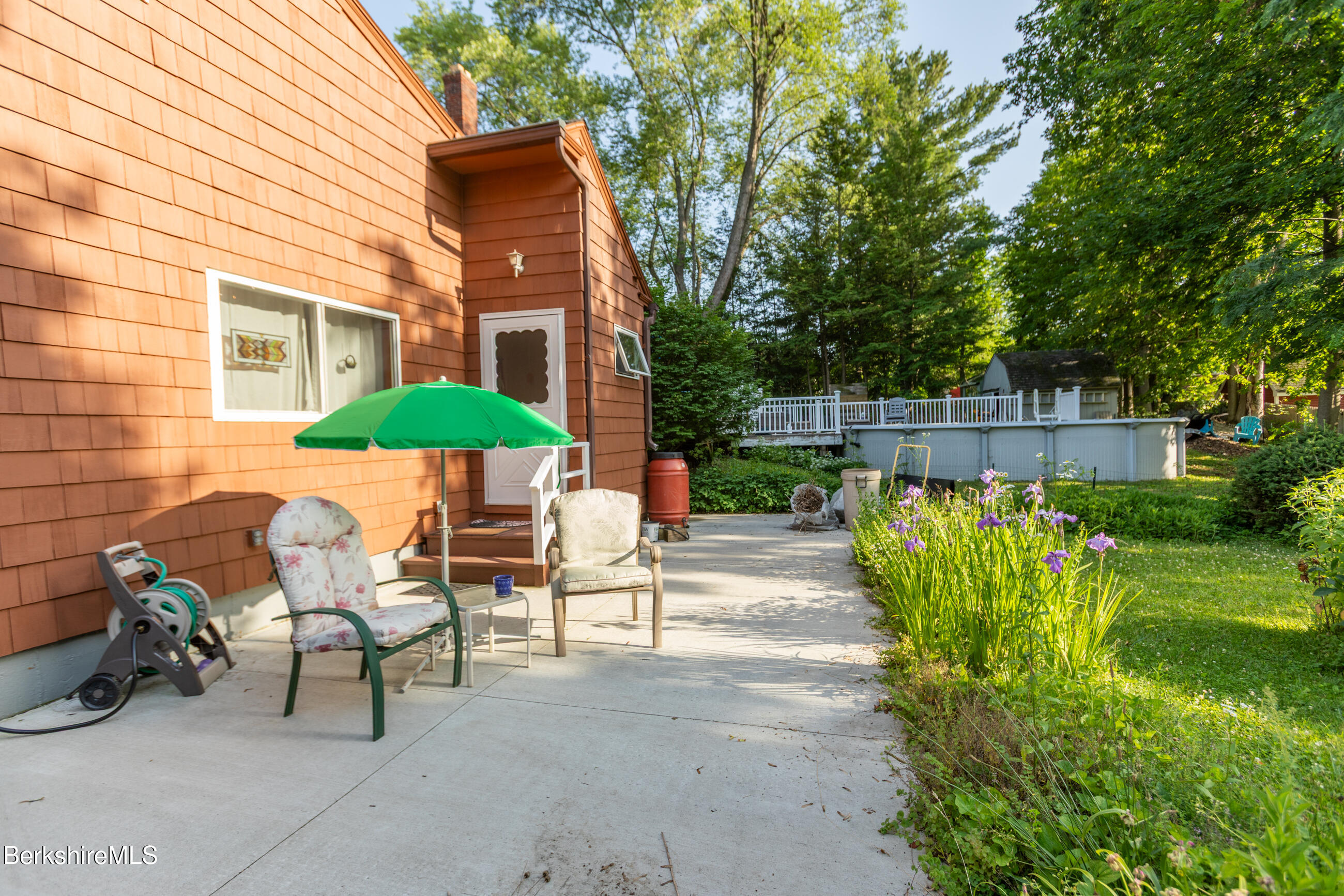28 Adelaide Avenue Pittsfield, MA 01201 - Photo 25 of 31 image-35