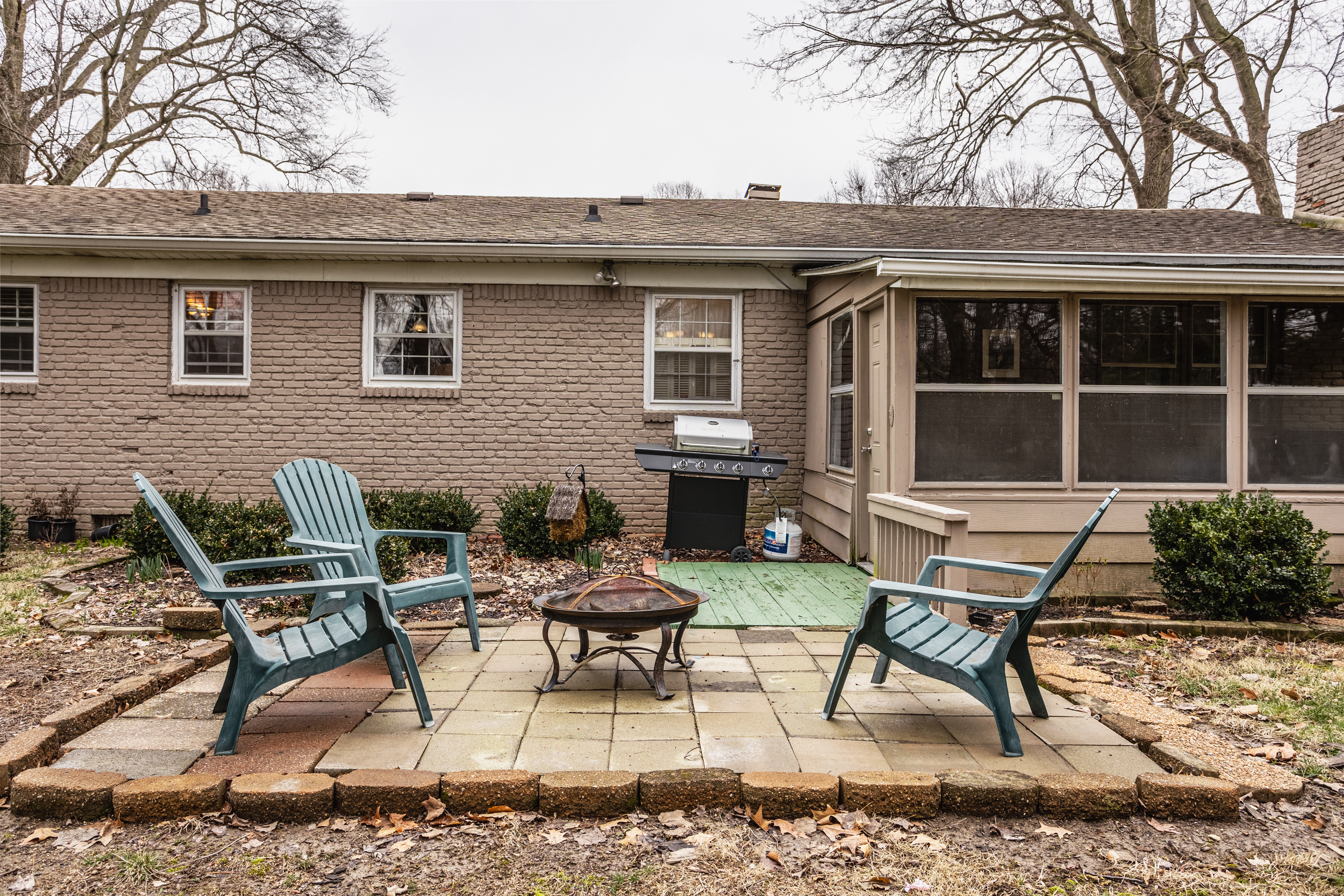 7106 Hoover Road Indianapolis, IN 46260 - Photo 17 of 33 Gallery Image 17