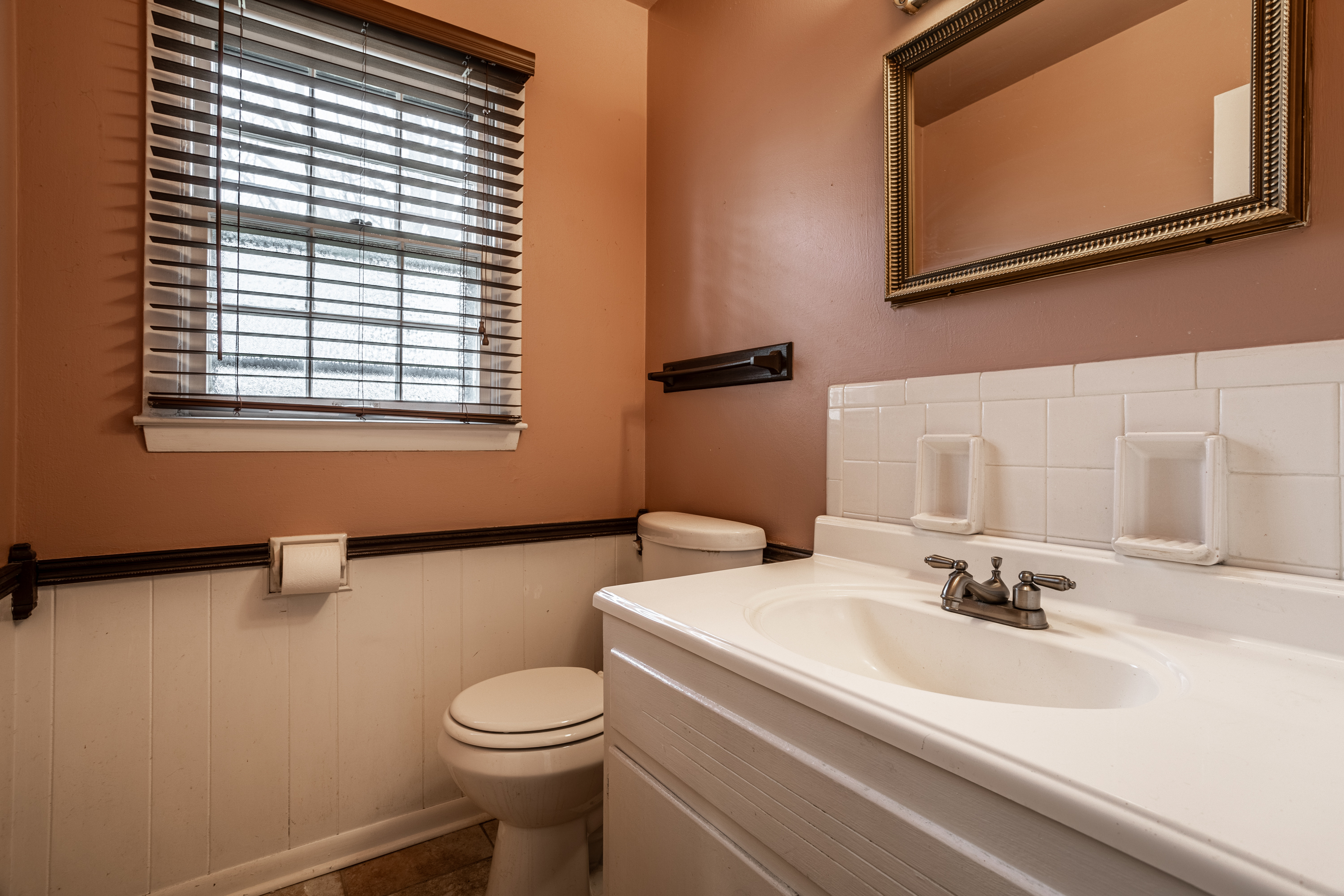 7106 Hoover Road Indianapolis, IN 46260 - Photo 24 of 33 Gallery Image 24