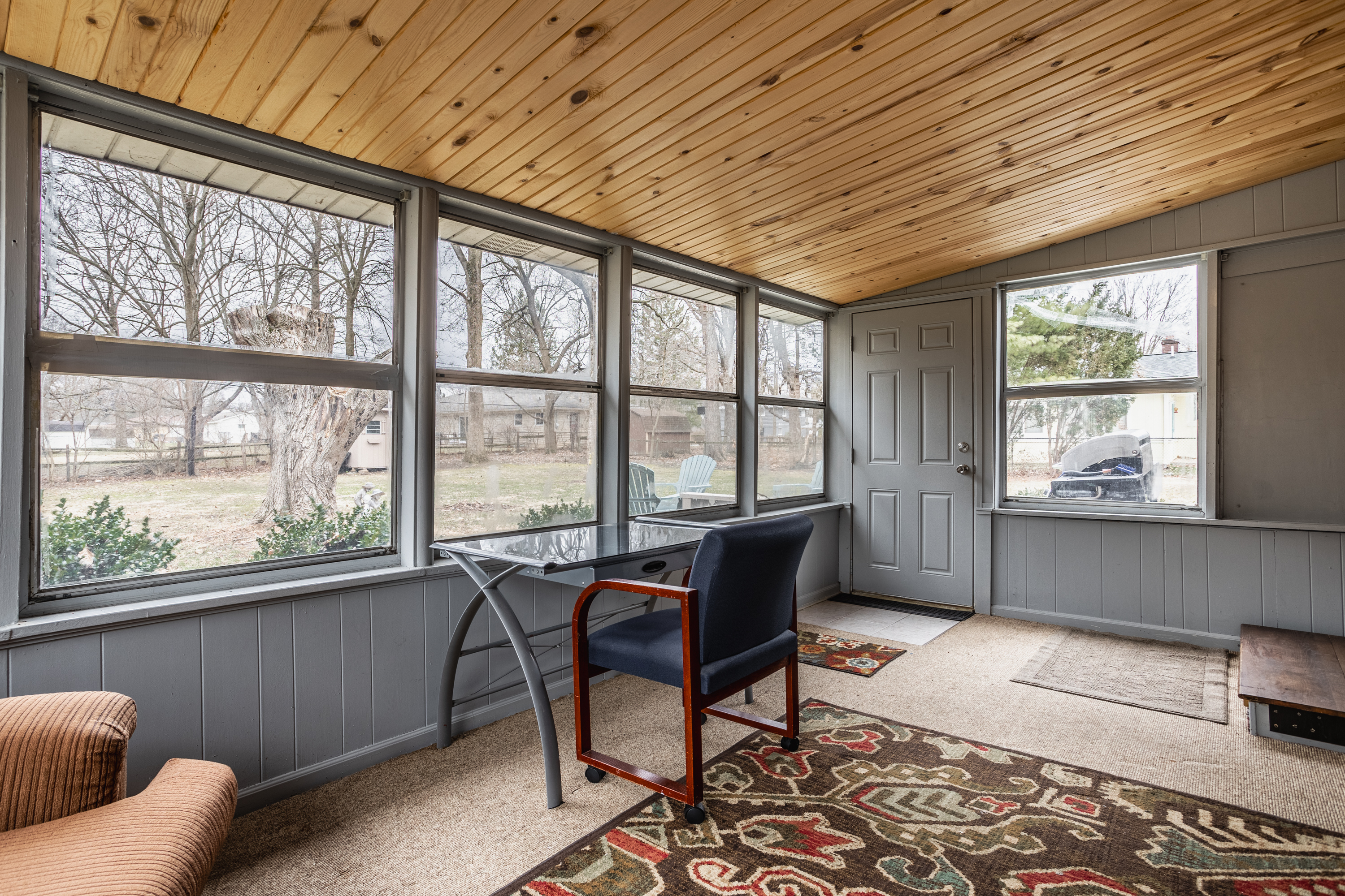 7106 Hoover Road Indianapolis, IN 46260 - Photo 6 of 33 Gallery Image 6
