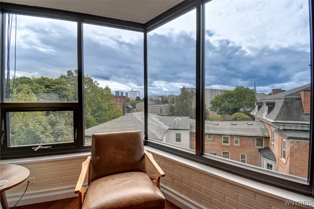 $1,450 | 849 Delaware Avenue, Unit 302, Buffalo, NY 14209