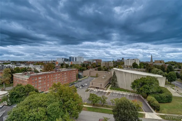 $1,450 | 849 Delaware Avenue, Unit 302, Buffalo, NY 14209