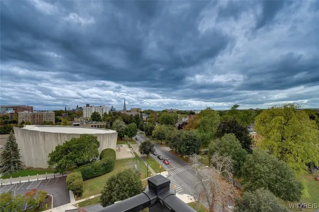 $1,450 | 849 Delaware Avenue, Unit 302, Buffalo, NY 14209