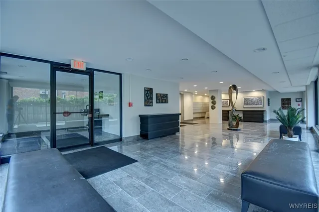 $1,450 | 849 Delaware Avenue, Unit 302, Buffalo, NY 14209