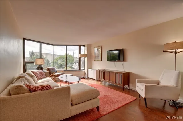 $1,450 | 849 Delaware Avenue, Unit 302, Buffalo, NY 14209