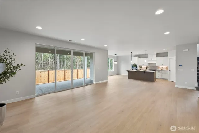 $769,990 | 17306 82nd Ave Court East, Puyallup, WA 98375