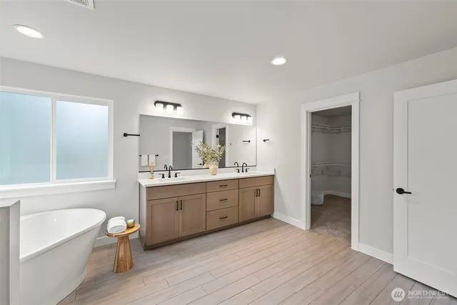 $769,990 | 17306 82nd Ave Court East, Puyallup, WA 98375