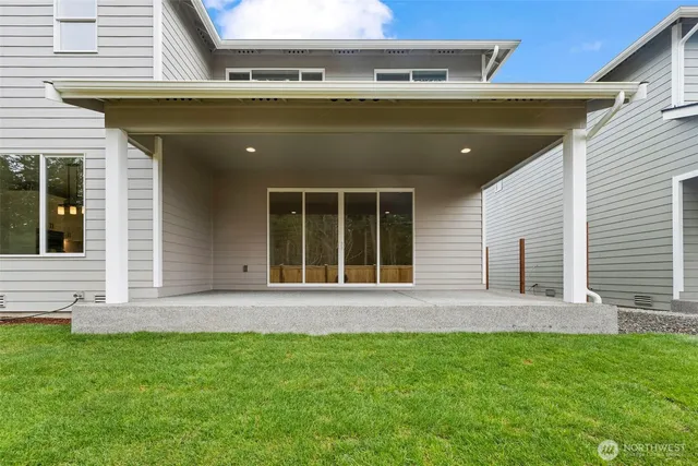 $769,990 | 17306 82nd Ave Court East, Puyallup, WA 98375