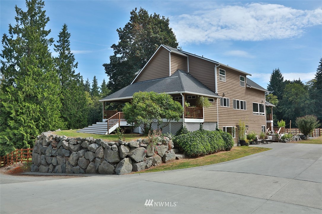 3490 Swede Hill Road Clinton, WA 98236 - Photo 1 of 40