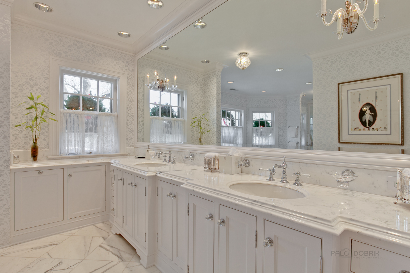 700 South Ridge Road Lake Forest, IL 60045 - Photo 21 of 47 a bathroom with double sink and a mirror