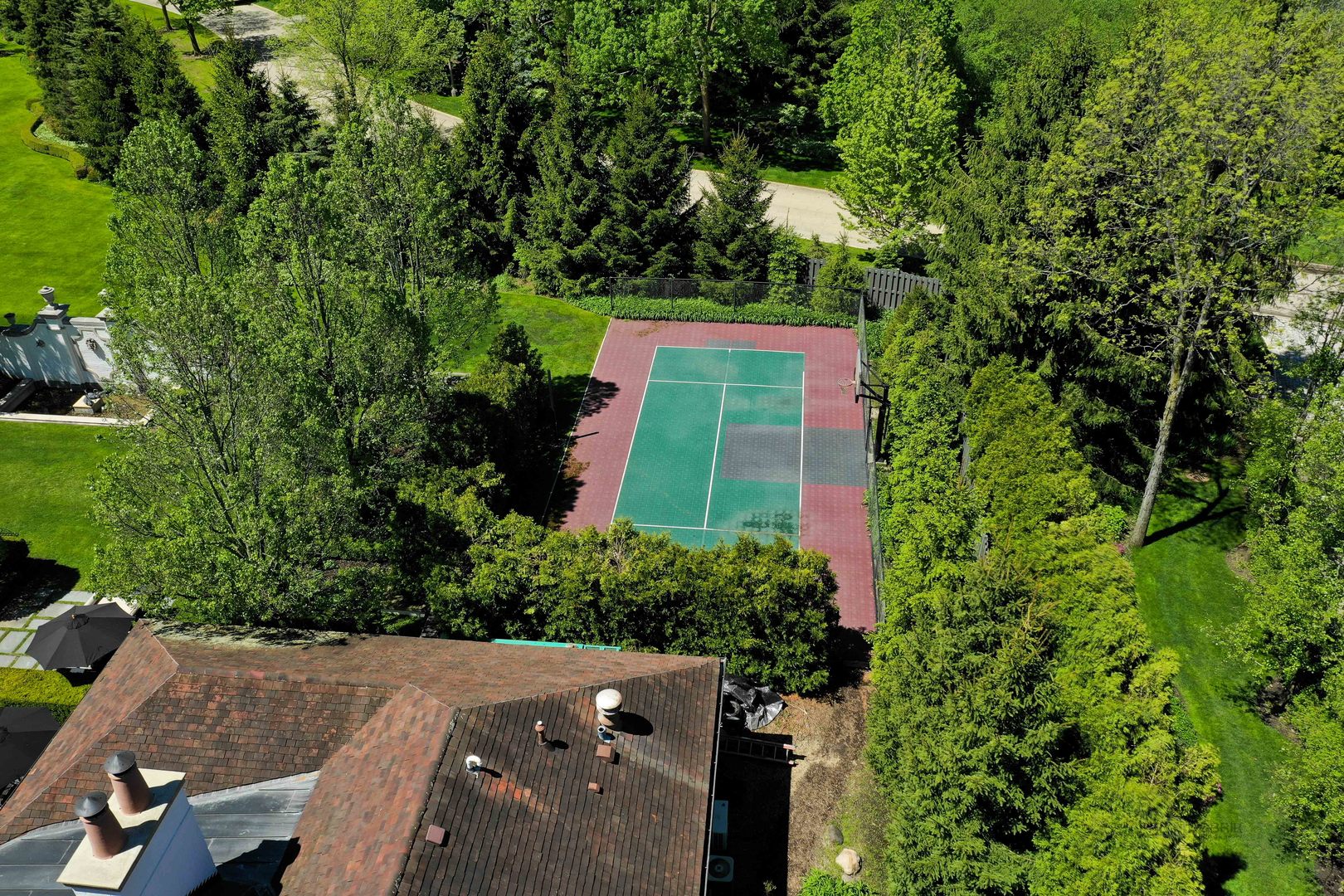 700 South Ridge Road Lake Forest, IL 60045 - Photo 44 of 47 an aerial view of a house