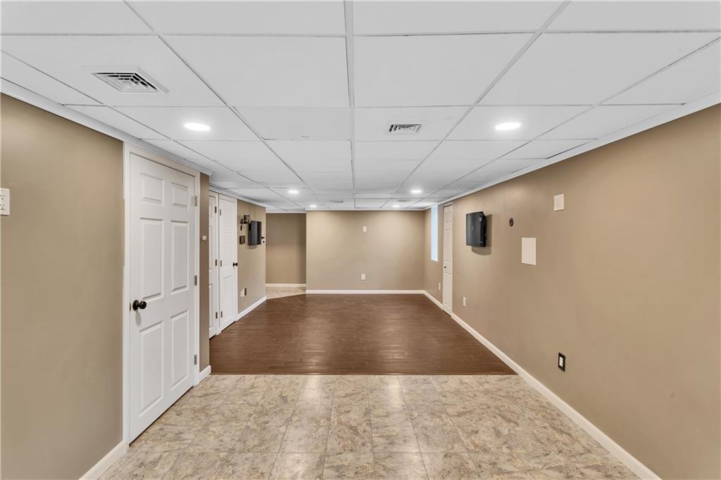 699 Surfside Drive Pittsburgh, PA 15239 - Photo 28 of 35